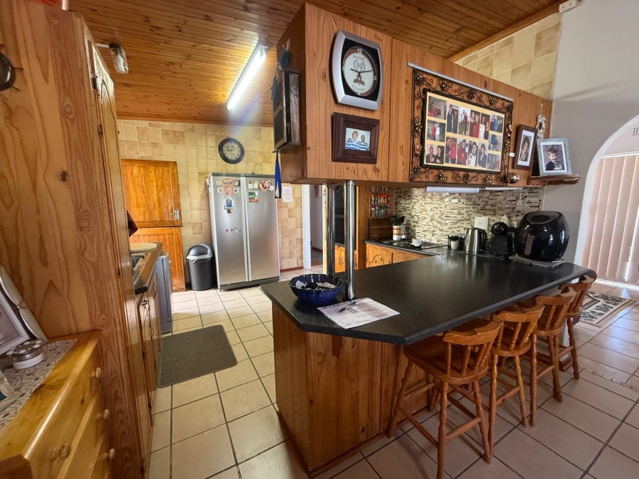 3 Bedroom Property for Sale in Heuwelkruin Eastern Cape